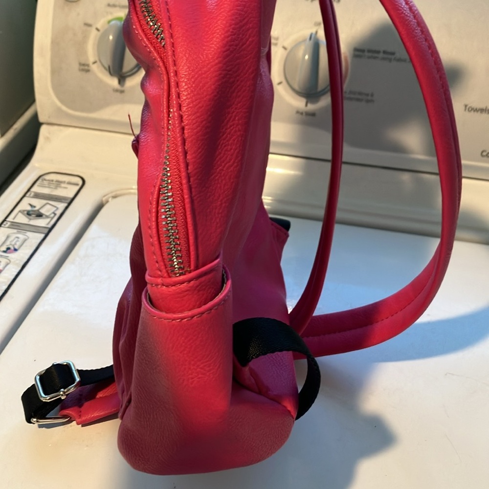 Nine West hot Pink mini Backpack purse - Picture 5 of 9